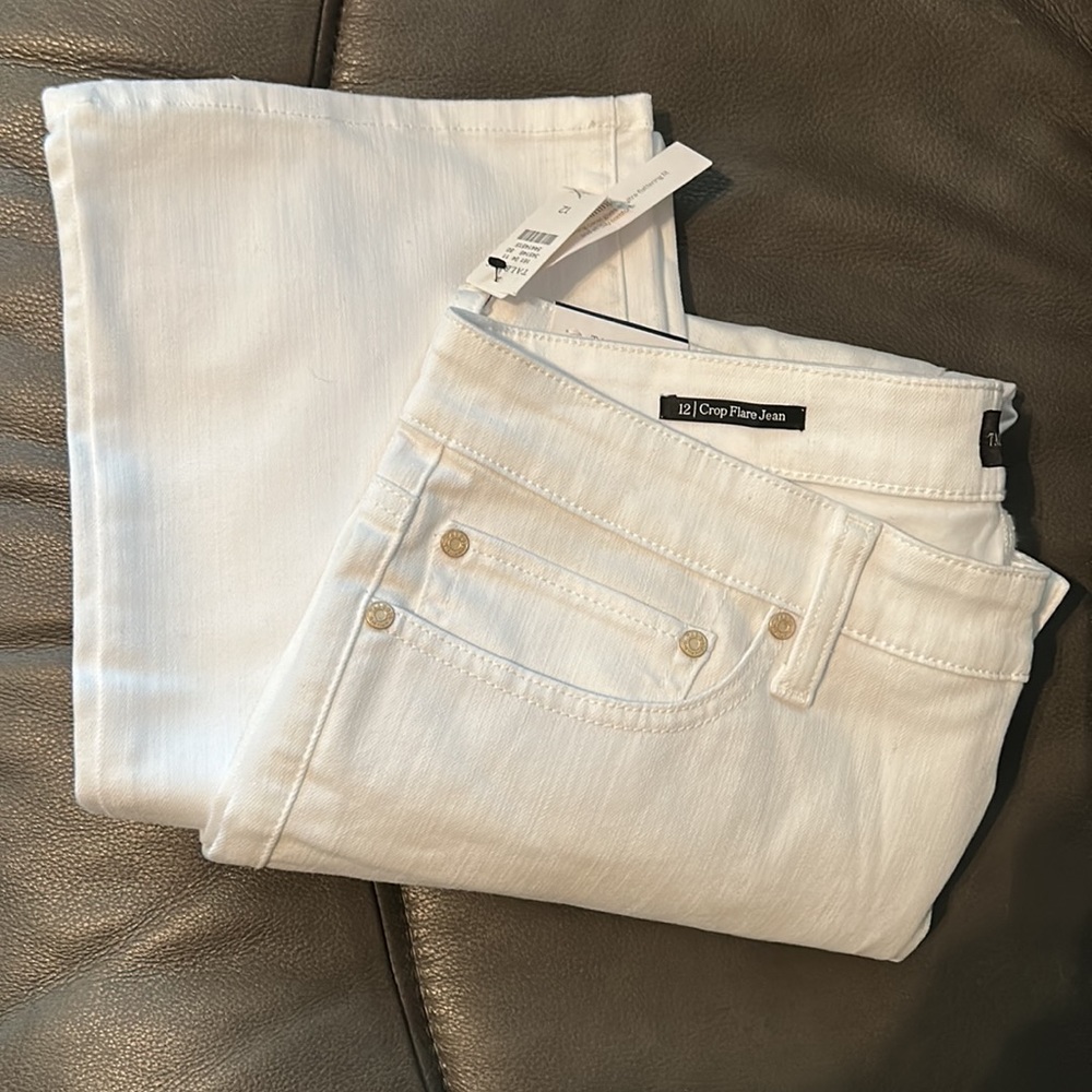 TALBOTS NWT WOMENS WHITE CROP FLARE JEAN SIZE 12!